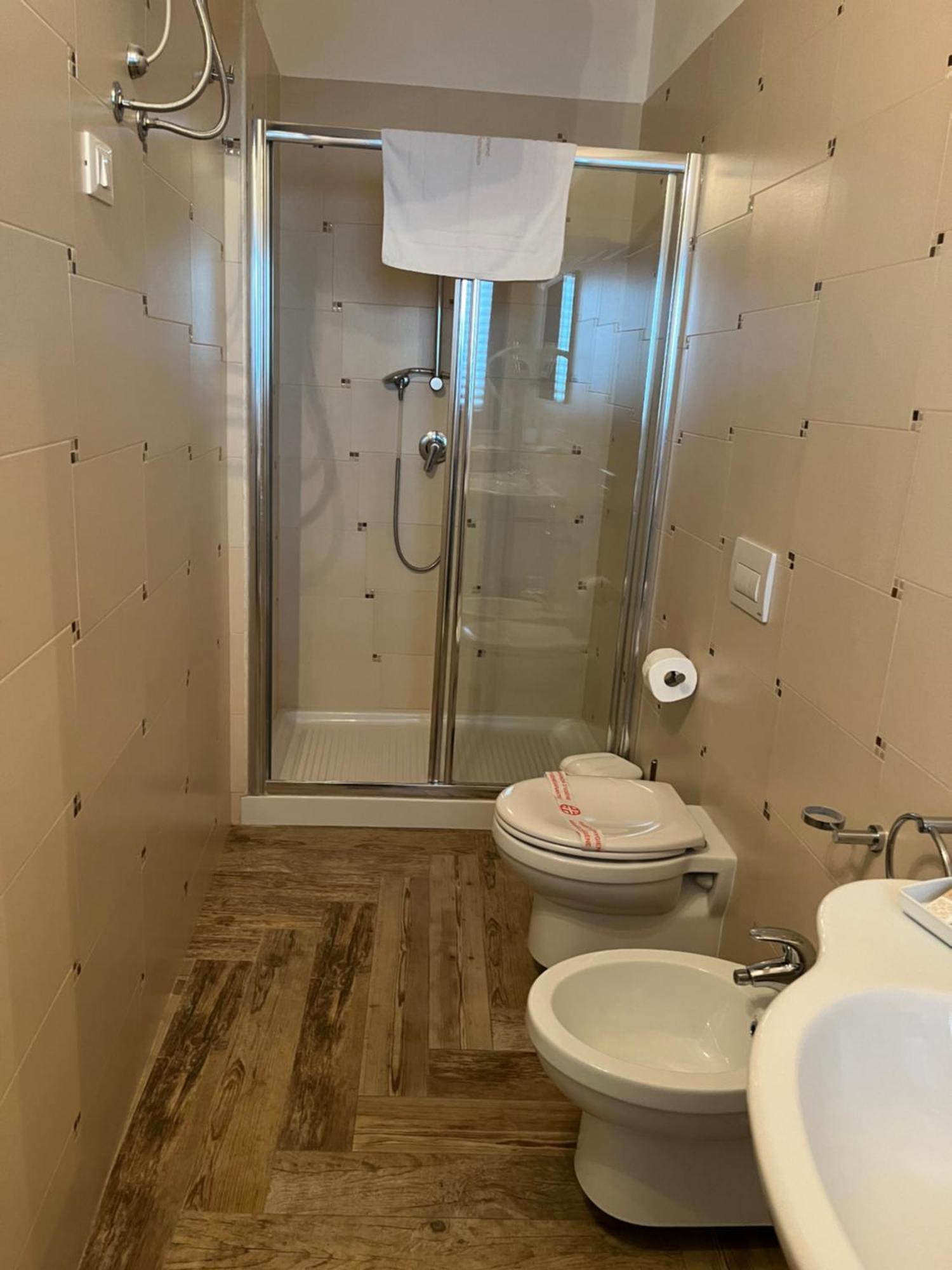 Suite San Francesco 格罗塔列 外观 照片